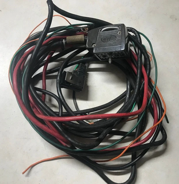 Motorola HKN4321B Maratrac Radio Cable to Advanced Remote Control Head