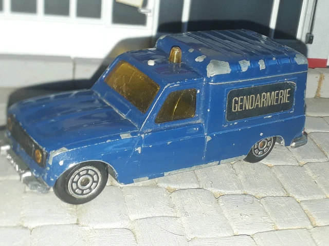 2 NOREV 1/43 Citroën 5HP et Renault 4 gendarmerie - Collection