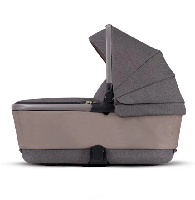Silver Cross Reef First Bed Folding Carrycot - Earth RRP £275