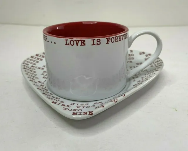 Taza de té de café del mercado mundial con platillo en forma de corazón Día de San Valentín Love Be Mine
