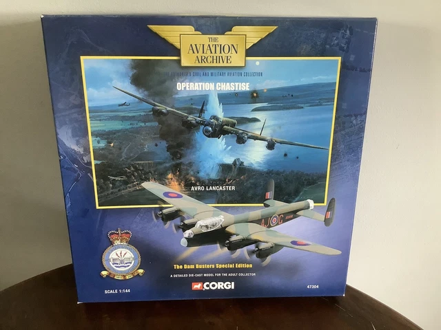 CORGI AVIATION MILITARY Avro Lancaster Royal Canadian Air Force 47303 1