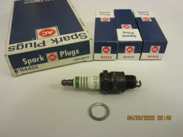 3 ACDelco R44SX Spark Plugs (3 pack)
