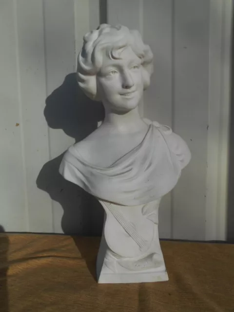 Grande Statuette "Buste De Femme" Epoque Art Nouveau En Biscuit