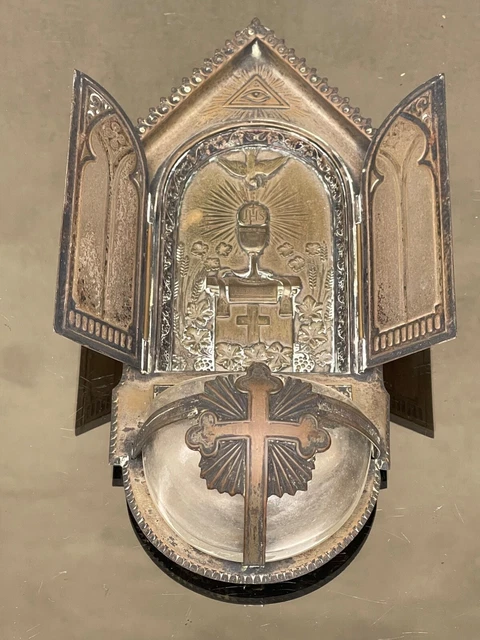 Fuente Cobre en Relieve - Eclectic - Primero Del Siglo