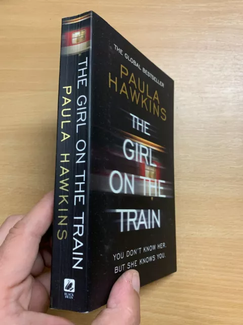 2016 Paula Hawkins "The Girl On The Train" Fiction Paperback Book (P3) 2