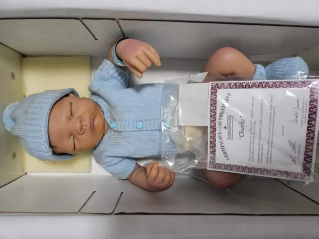 The Ashton-drake Galleries Doll