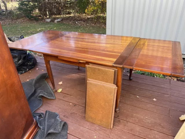 Leopold Stickley cherry valley Dining Table With 2 Leaves