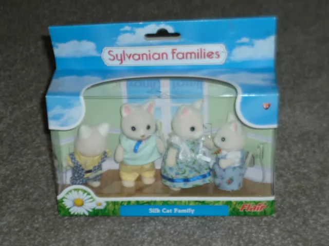 Sylvanian Families Silk Cat Family 4175