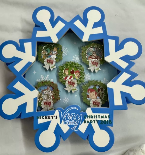 New Disney Parks Mickey's Very Merry Christmas Party 2018 5 Pin Set LE 1000