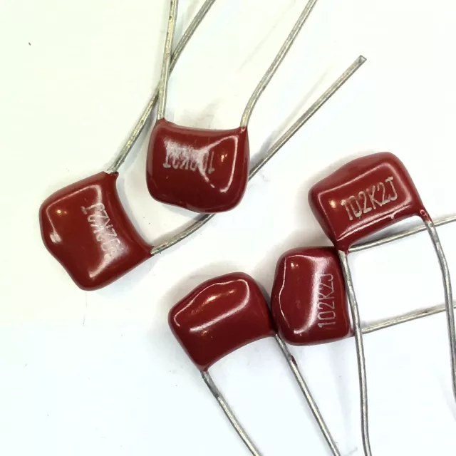 5x 1nF 630V POLYESTER FILM CAPACITORS METALIZED 0.001uF