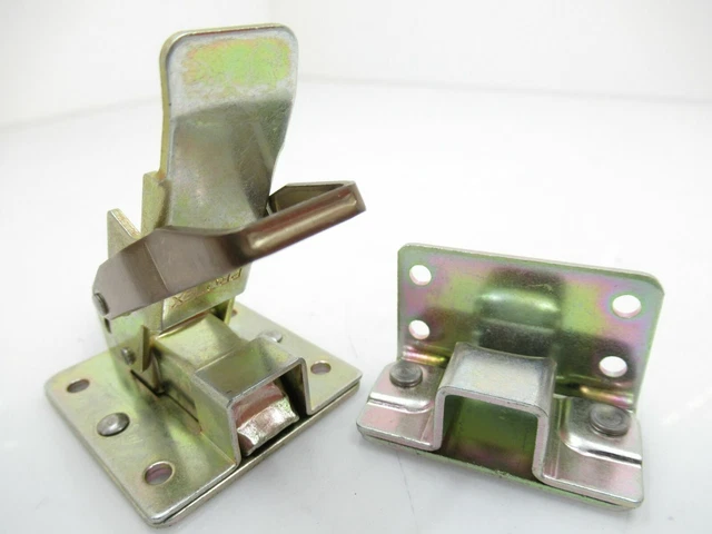 6682A35 -Zinc Protex LATCH WITH SLIDE BOLT, 90° (NEW)