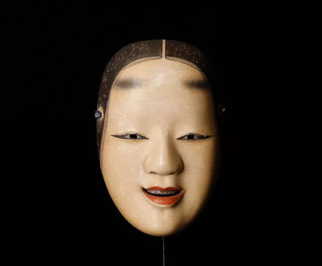 Japanese signed Koomote Mask depicting a young woman who is not yet twenty ZB87