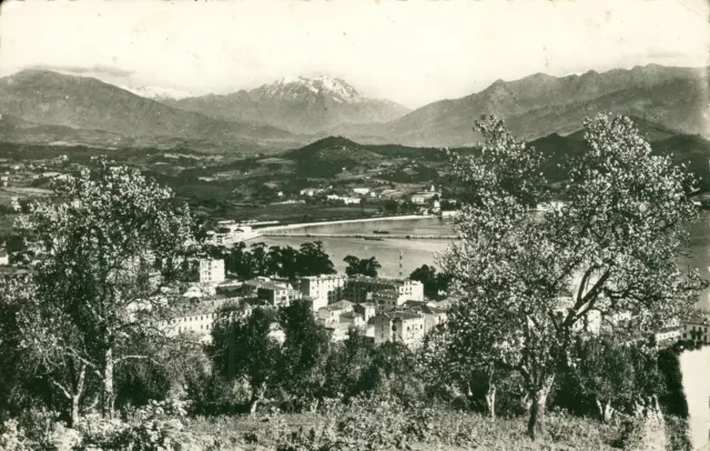 Korsika Ajaccio im Hintergrund [Korsika] (A Tomasi, Nr. 4704) 1950er Jahre. Veröffentlicht 1954