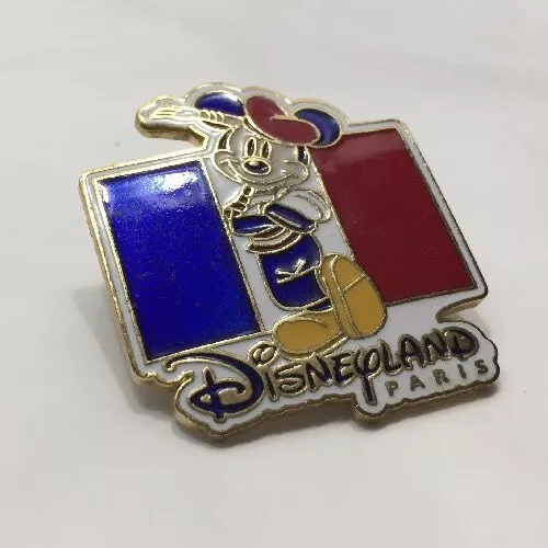 Vtg 2002 Disney Official Pin Trading Mickey Flag Beret Disneyland Paris Pin Back