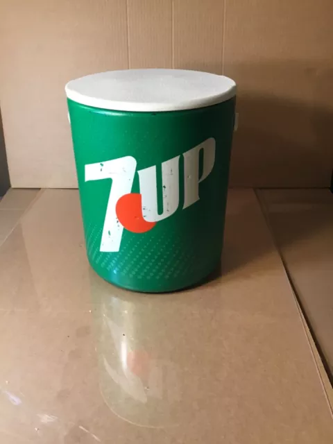 7UP SODA vintage COOLER Hamilton Skotch 1970s 7-UP Camping picnic Drink Holder