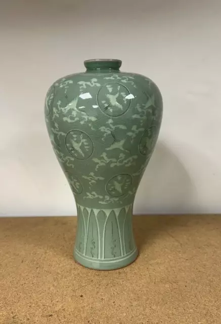 Celadon Vase Crackle Vase with Crane paintings