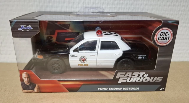 Miniature Ford Crown Victoria Police 1/24 Welly - Forces De L'ordre - WE2082