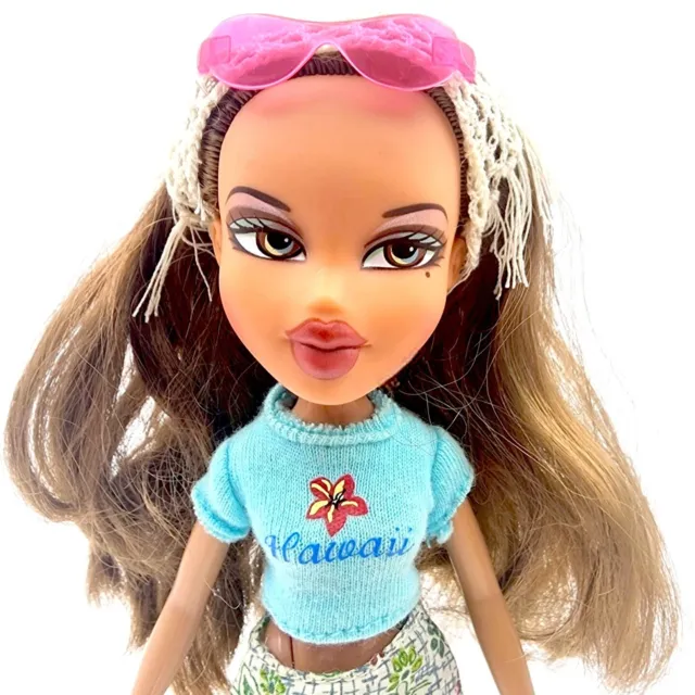 BRATZ SUN KISSED Summer YASMIN Doll With Clothes Shoes And