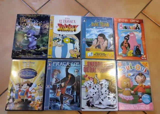 Lot de 8 DVD dessins animés barbapapa, Disney, oui oui, mickey, Astérix, ...