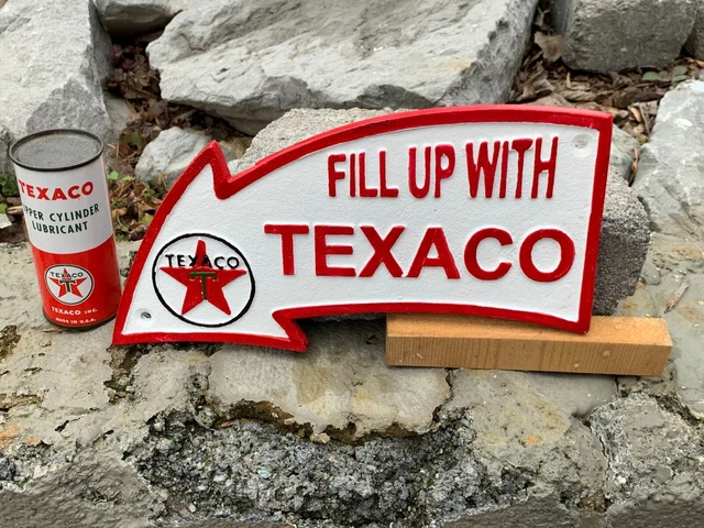 "TEXACO GASOLINE"  HEAVY CAST IRON ARROW SIGN (9.5"x 4.5") EXCELLENT CONDITION