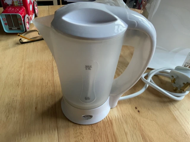 marks a spencer travel essentials kettle