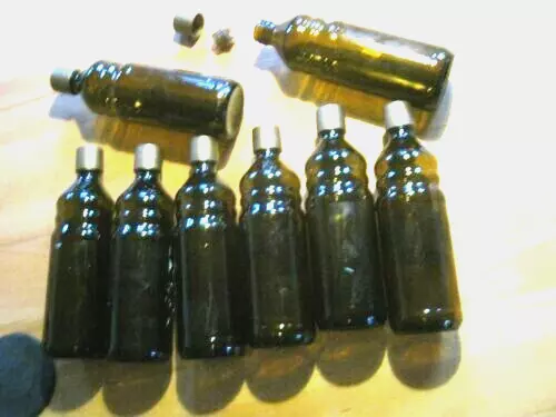 8 Braunglasflaschen , Glasflaschen mit Schraubverschluss und Ausgießer 500ml