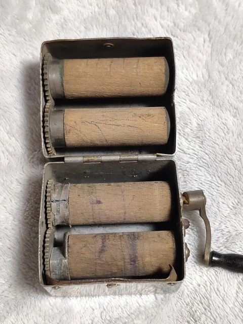 Ancien aiguiseur de rasoir ROLLFIX , Germany . • EUR 30,00