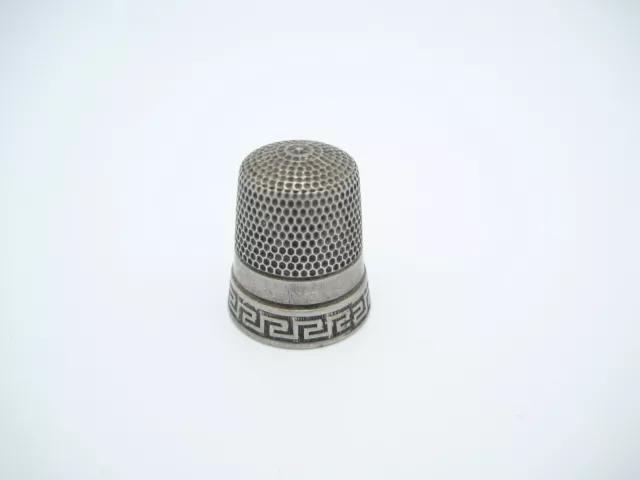 Simons Brothers Antique Sterling Silver Greek Key Pattern Sewing Thimble Size 11