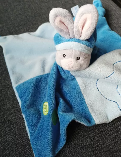 doudou plat Lapin🐰 Rabbit bleu brodé feuilles GIPSY