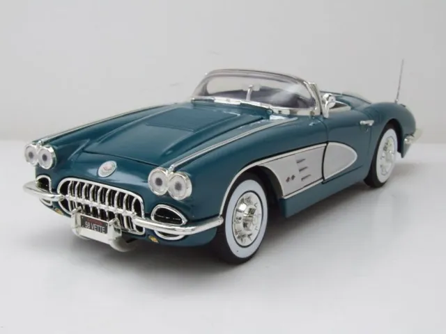 Chevrolet Corvette Cabrio C1 1958 dunkelgrün metallic Modellauto 1:18 Motormax