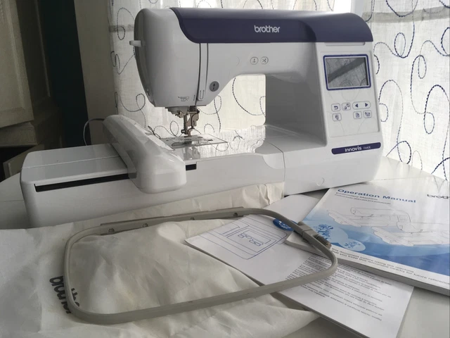 Máquina de bordar Brother Innovis F440E, manuales, aro de bordar grande y cubierta
