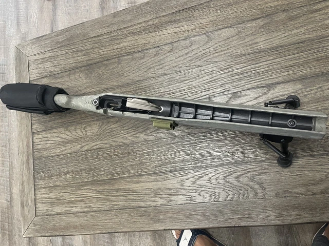 Remington 700 Sa Hogue overmolded ghillie green pillar-bedded stock 2