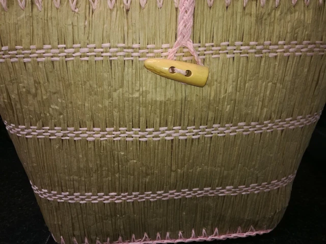 Petit Sac Bandoulière Doublée Paille Rose Avec Cravate Bascule Neuf