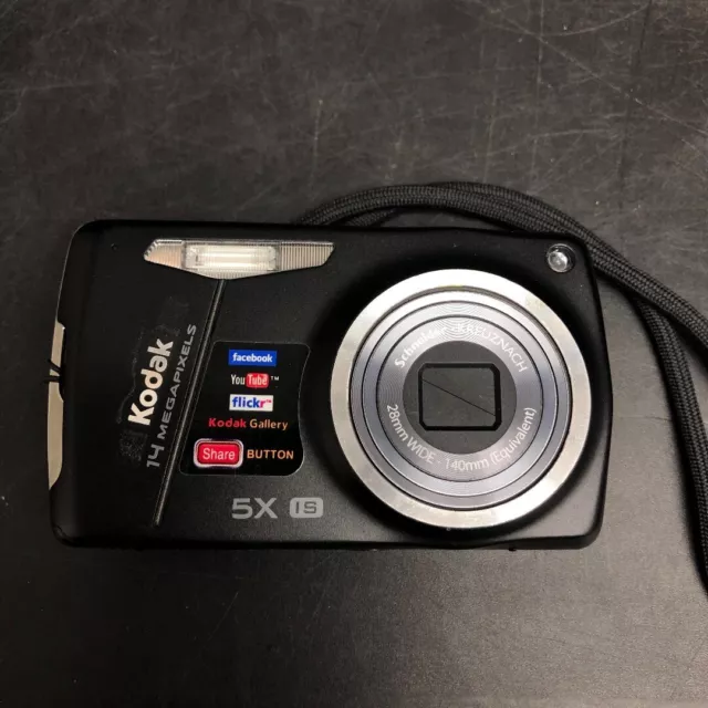 Kodak EasyShare M575 Digital Camera Compact 5x IS 14MP Black Point Strap -CP