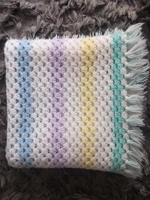 Lemon*Green*White Hand-Knitted Crochet Square Blanket VGC 130cm x 130cm Approx 3