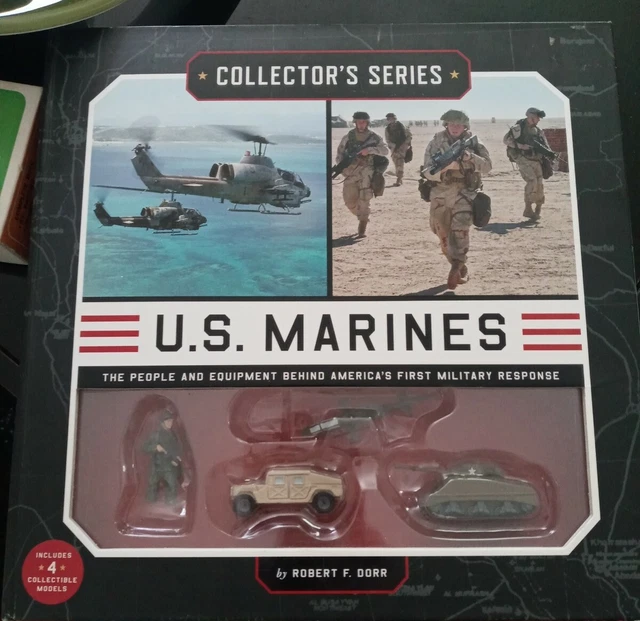 THUNDER BAY Collector's Series US Marines: Illustrated Book +Collectible Toys