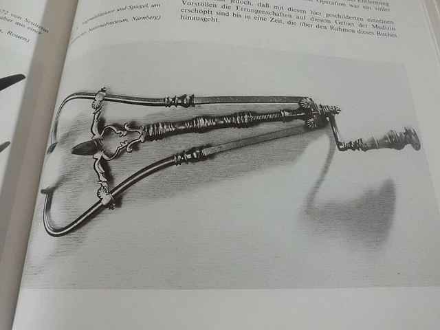 Alte medizinische Instrumente 12