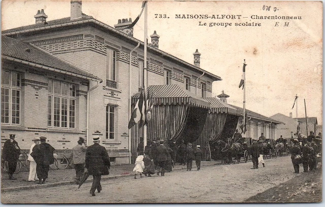 94 MAISONS ALFORT - charentonneau, le groupe scolaire.