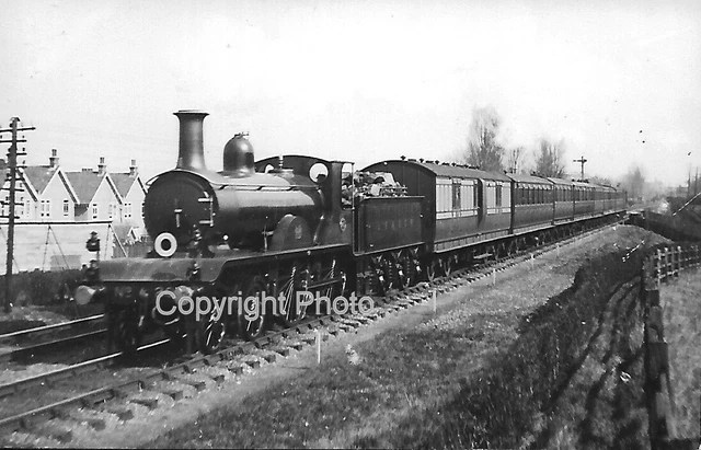 B&W PHOTO LBSCR Billinton 'B2' class 4-4-0 No.202 'Trevithick' £1.95 ...