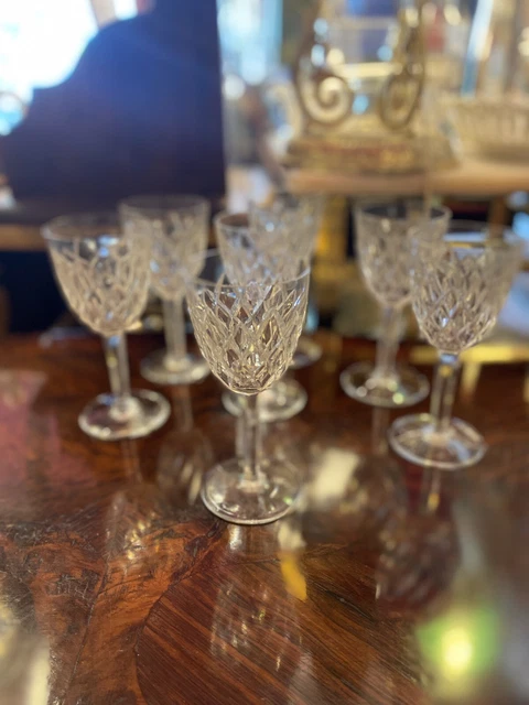 Baccarat - Verre à vin blanc en cristal taillé, modèle Thorigny