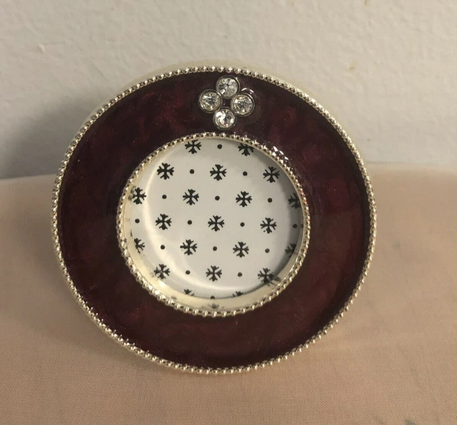 Vintage Style 3 inch Picture Photo Frame Burgandy w/Silvertone Collectible