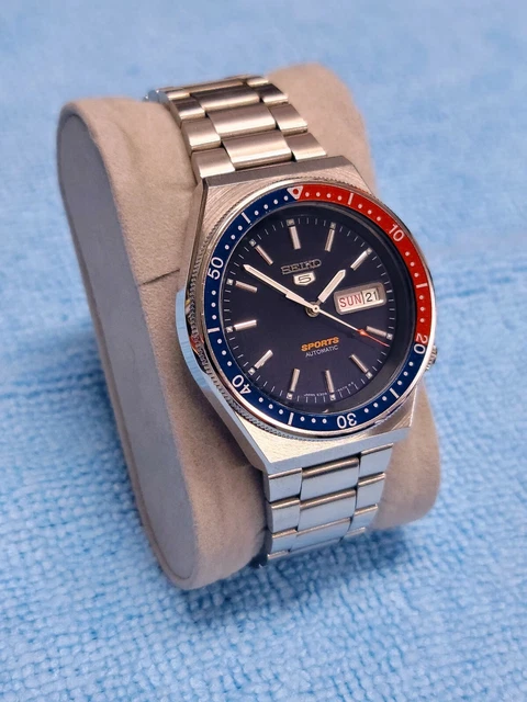 Seiko 5 diver pepsi top