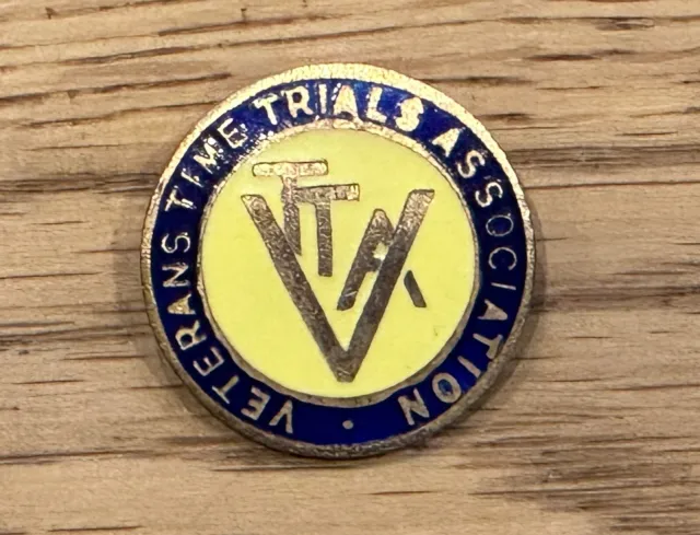 Vintage Veterans' Time Trials Association Bike Cycle Cycling Pin Badge Excellent