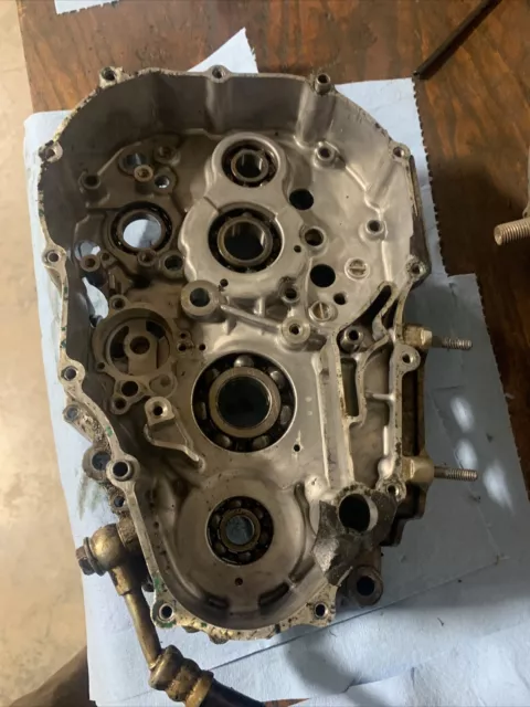 suzuki ltz 400 right side engine case #5 suzuki ltz 400 right side engine case #5