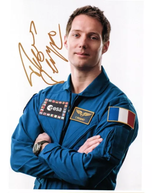 Autographe de l'astronaute Thomas  Pesquet sur photo