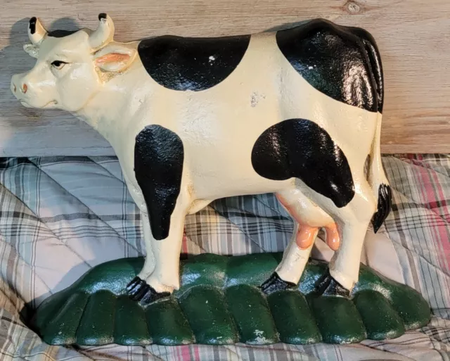 Vintage Cast Iron Country Dairy/Milk Cow Doorstop