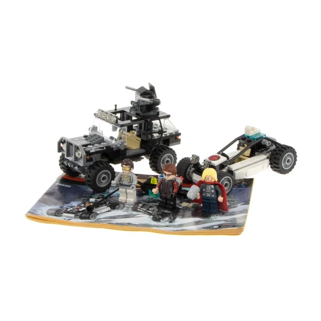 1x LEGO Set Super Heroes Avengers Hydra Showdown 76030 Noir Incomplé