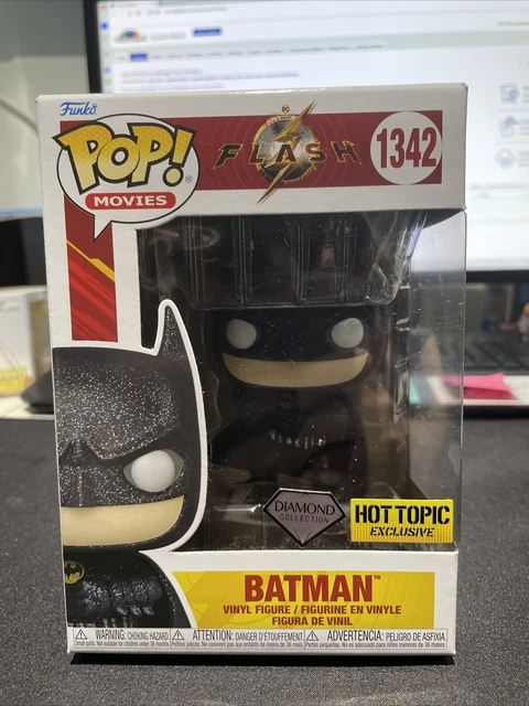 Batman Flash DC #1342 HotTopic exclusive Diamond Collection comes with protector