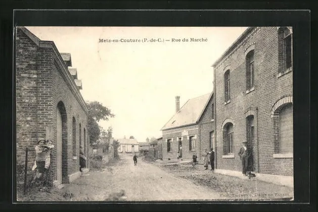 CPA Metz-en-Couture, Rue du Marché 1925