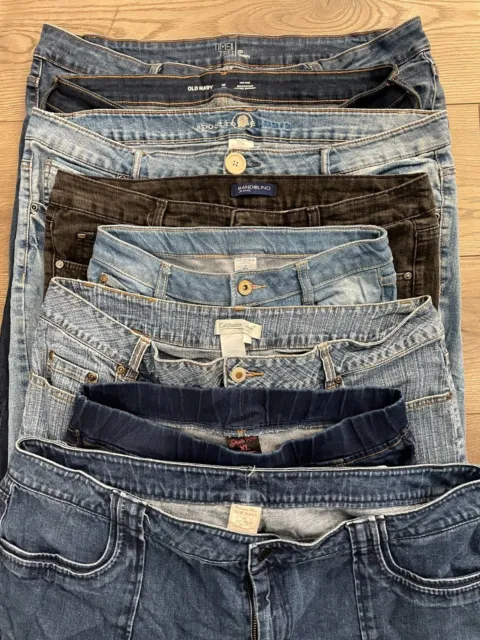 Lot of 8 Pairs Women's Jeans RESELLER WHOLESALE- ASSORTED SIZES/BRANDS/COLORS